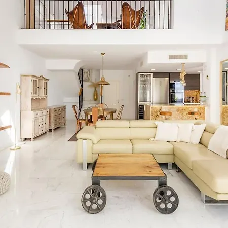 アパート Luxury Casa With Sea View ミハス
